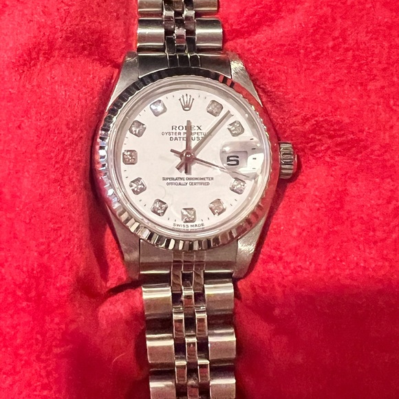 Rolex datejust automatic stainless steel 26mm white face diamond dial - Picture 4 of 9